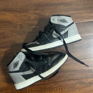 Found at resell shop. Jordan 1 Shadow.